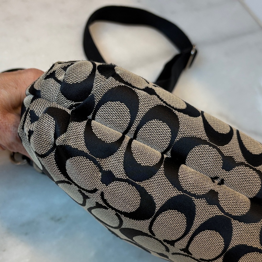 Coach Poppy Signature Logo Canvas Crossbody Bag - Picture 9 of 15